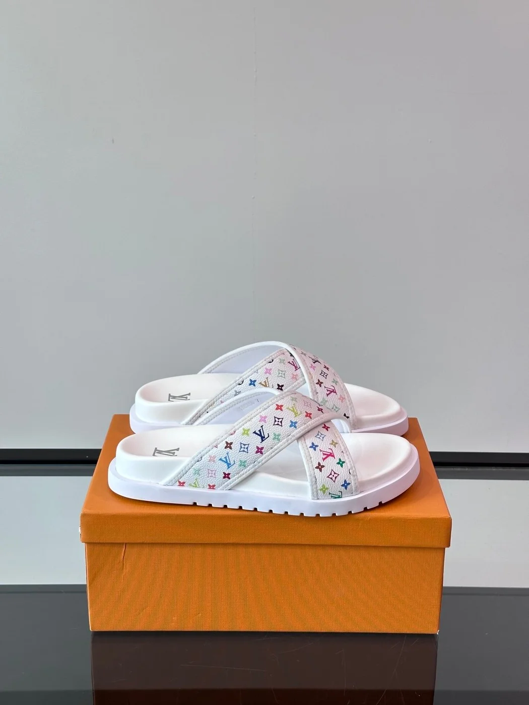 Louis Vuitton Men White Multicolor Leather Slides product view 1