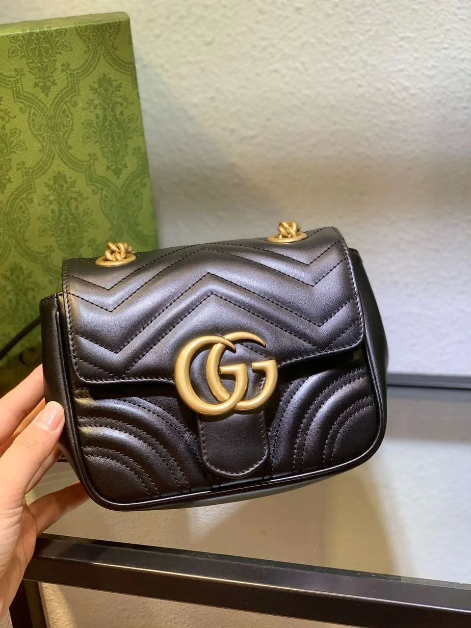 Gucci Marmont Women’s Handbag Black 20 cm product view 8