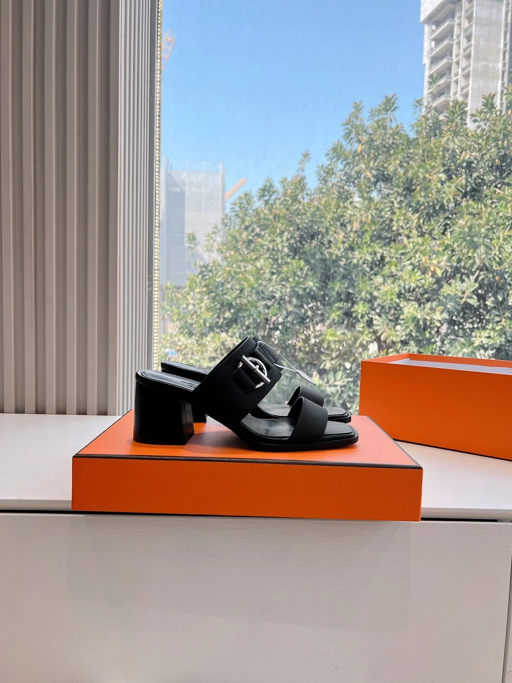 Hermès Women Black Leather Buckle Mules product view 2