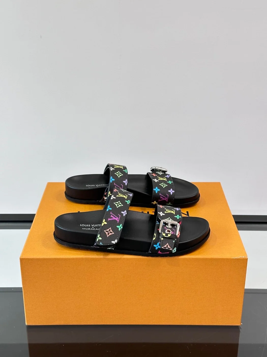Louis Vuitton Men Black Multicolor Canvas Straps Sandals product view 2