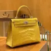 Hermès Kelly bag 25 Sellier Jaune ambre Alligator Crocodile skin Gold hardware product view 7