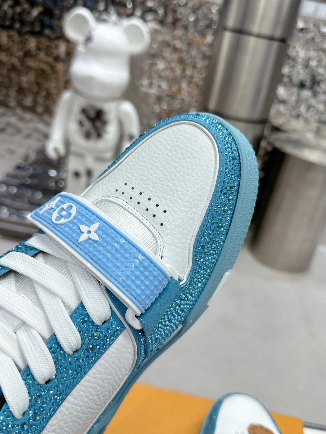 Louis Vuitton Women Blue White Leather Sneakers product view 5