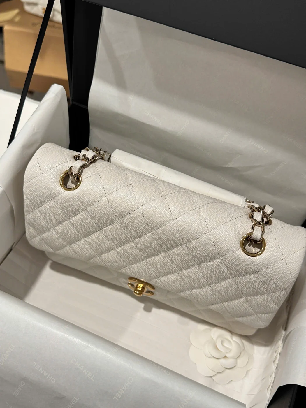 Chanel Classic Woman’s White Handbags Lock Gold 25 cm product view 3