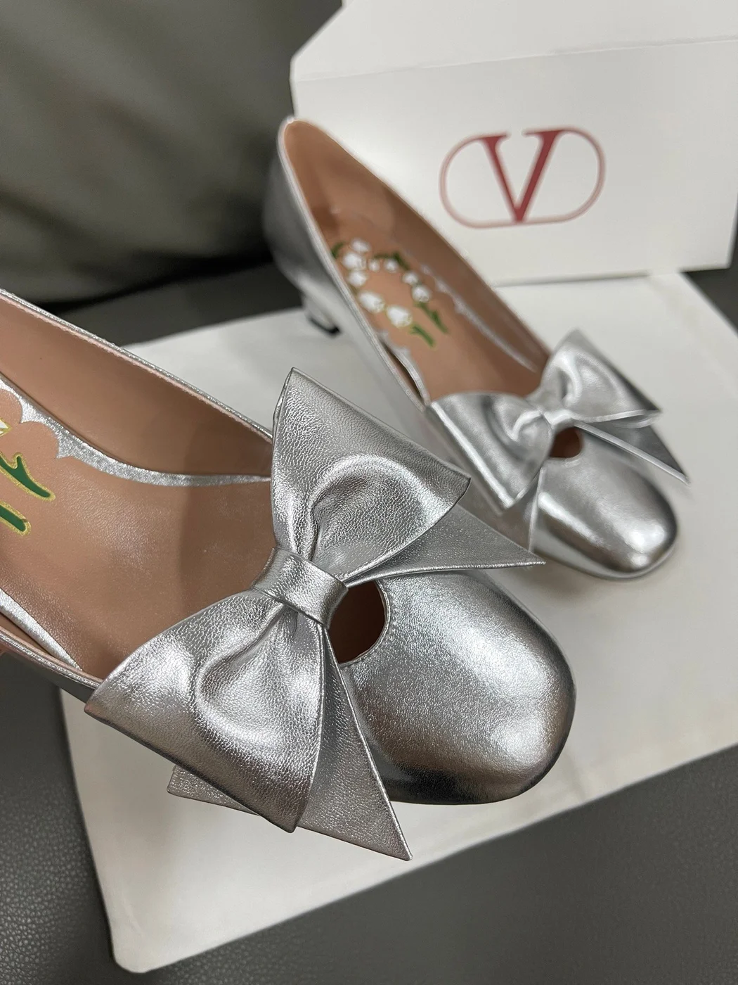 Valentino Women Silver Leather Bow Detail Flats product view 2