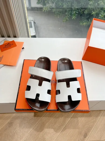 Hermès Women White Leather Wood Insole Sandals product view 1