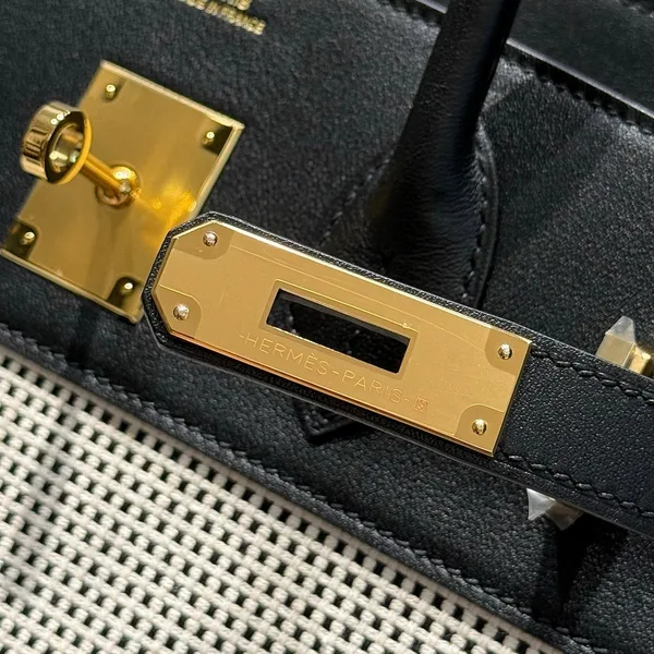 Hermès Birkin 30 cm In Black Swift White Black Plaid Toile Canvas Bag product view 4