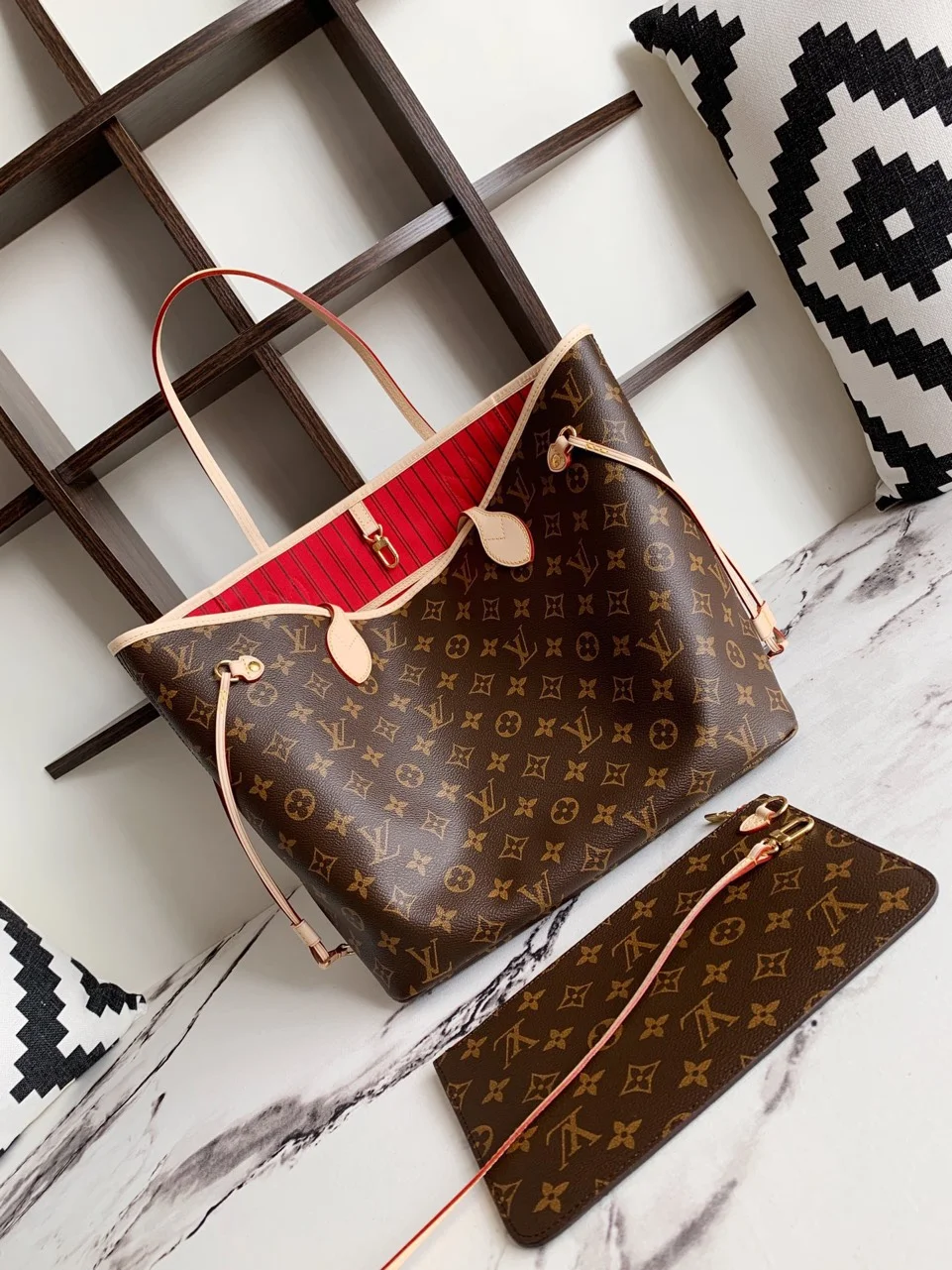 Louis Vuitton Neverfull Handbags Brown Pattern 32x29x17cm product view 7