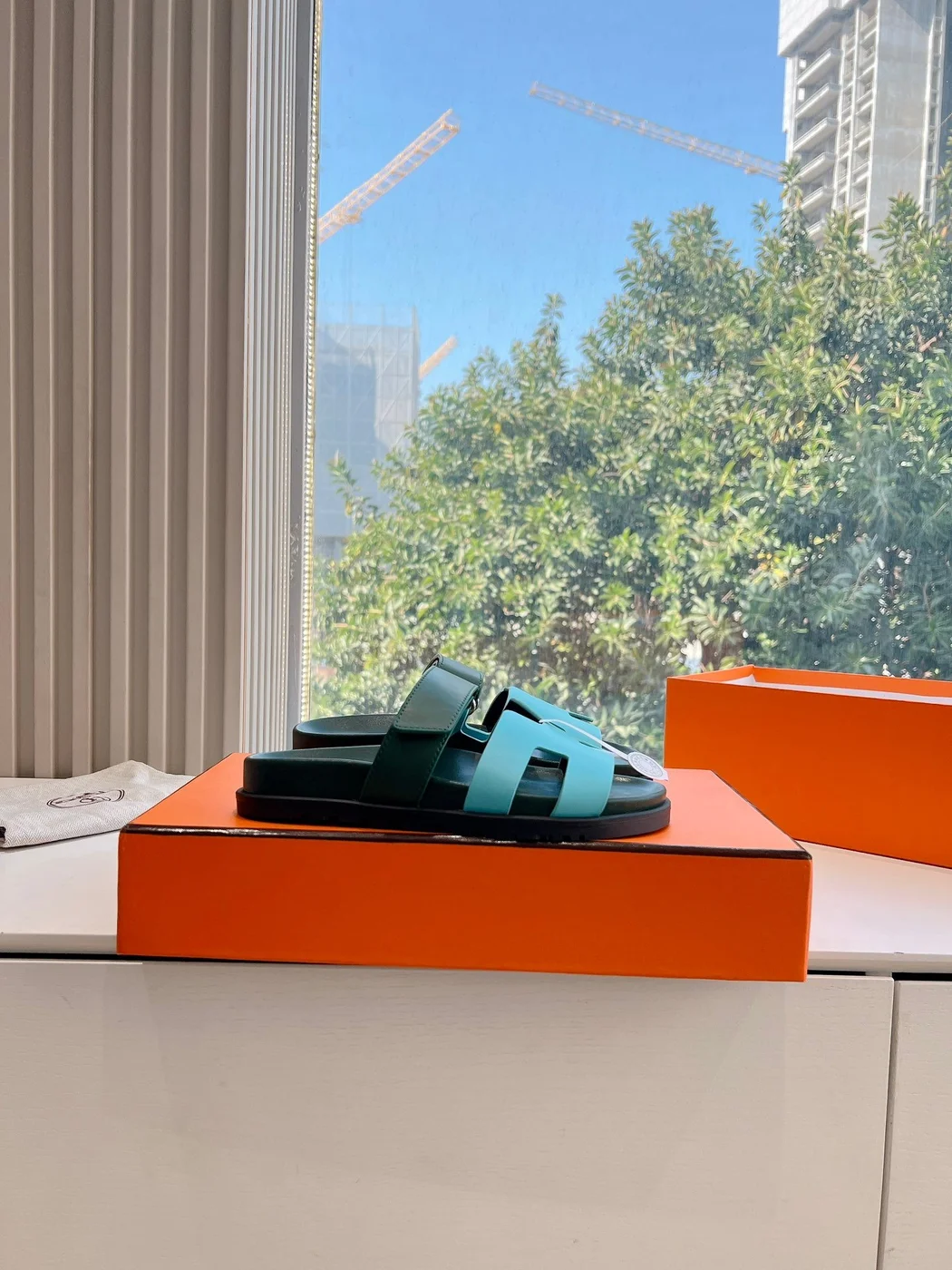 Hermès Women Green Leather Blue Sandals product view 2