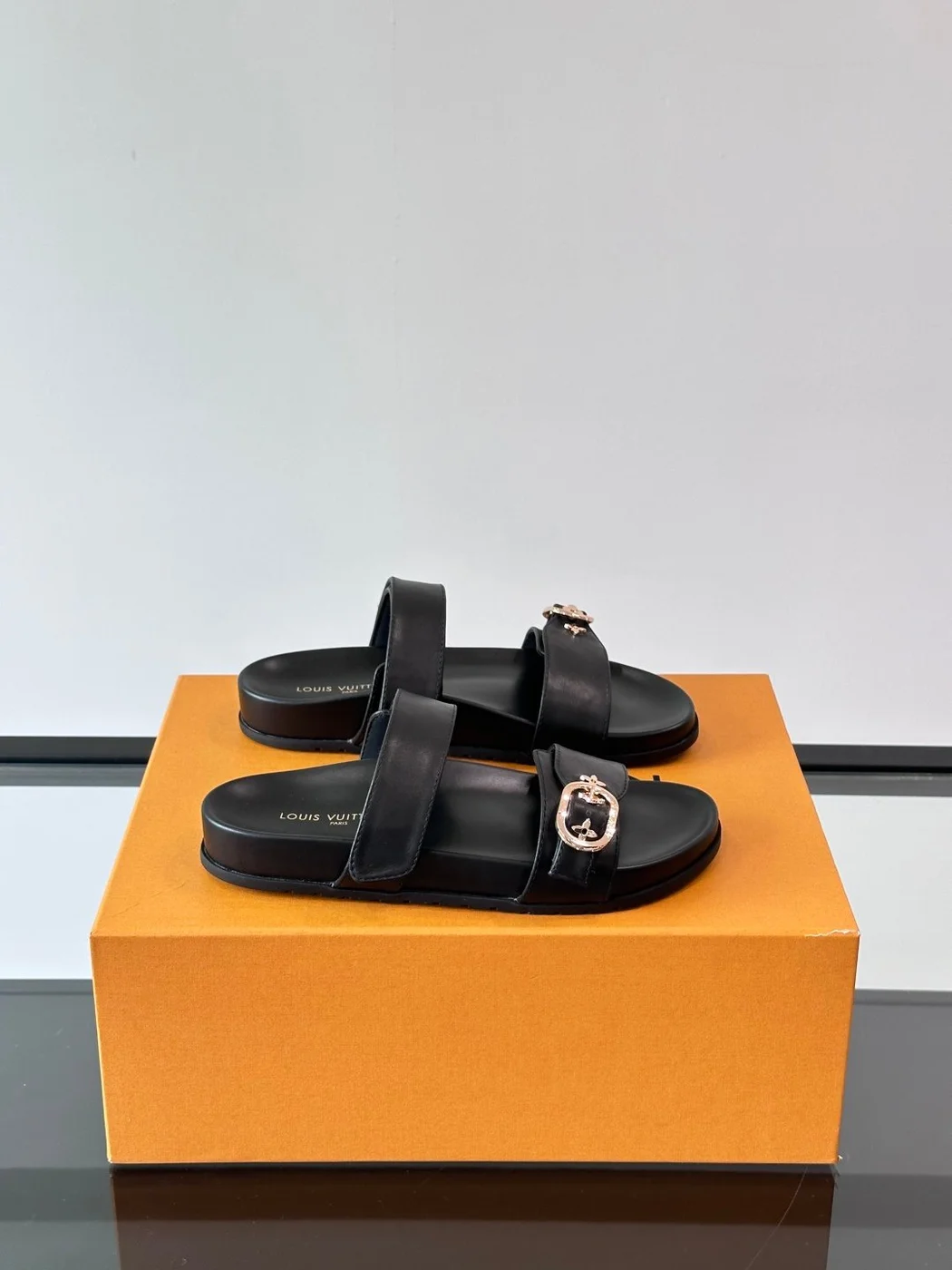 Louis Vuitton Men Black Leather Slides product view 1