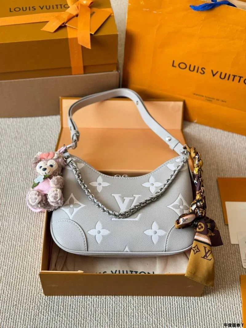 Louis Vuitton Boulogne PM handbag in Monogram Empreinte product view 1