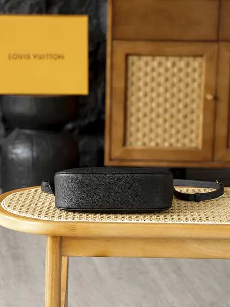 Louis Vuitton Bagatelle Nm Shoulder Bag product view 3