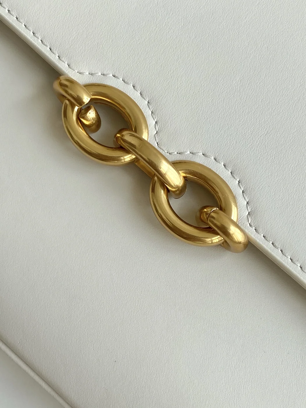 Saint Laurent Le Maillon shoulder bag product view 4