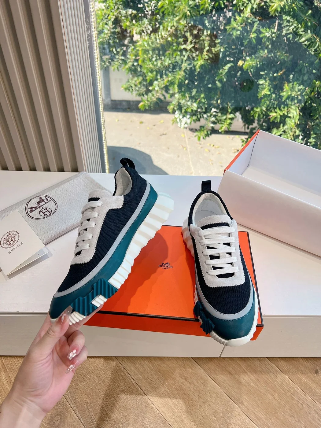Hermès Women Navy Blue White Mesh Sneakers product view 2