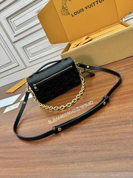 Louis Vuitton Pochette Métis East West Bag product view 4