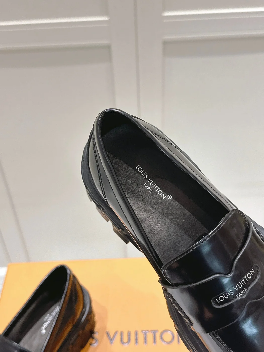 Louis Vuitton Women Black Leather Loafers — Fringe Detail product view 2