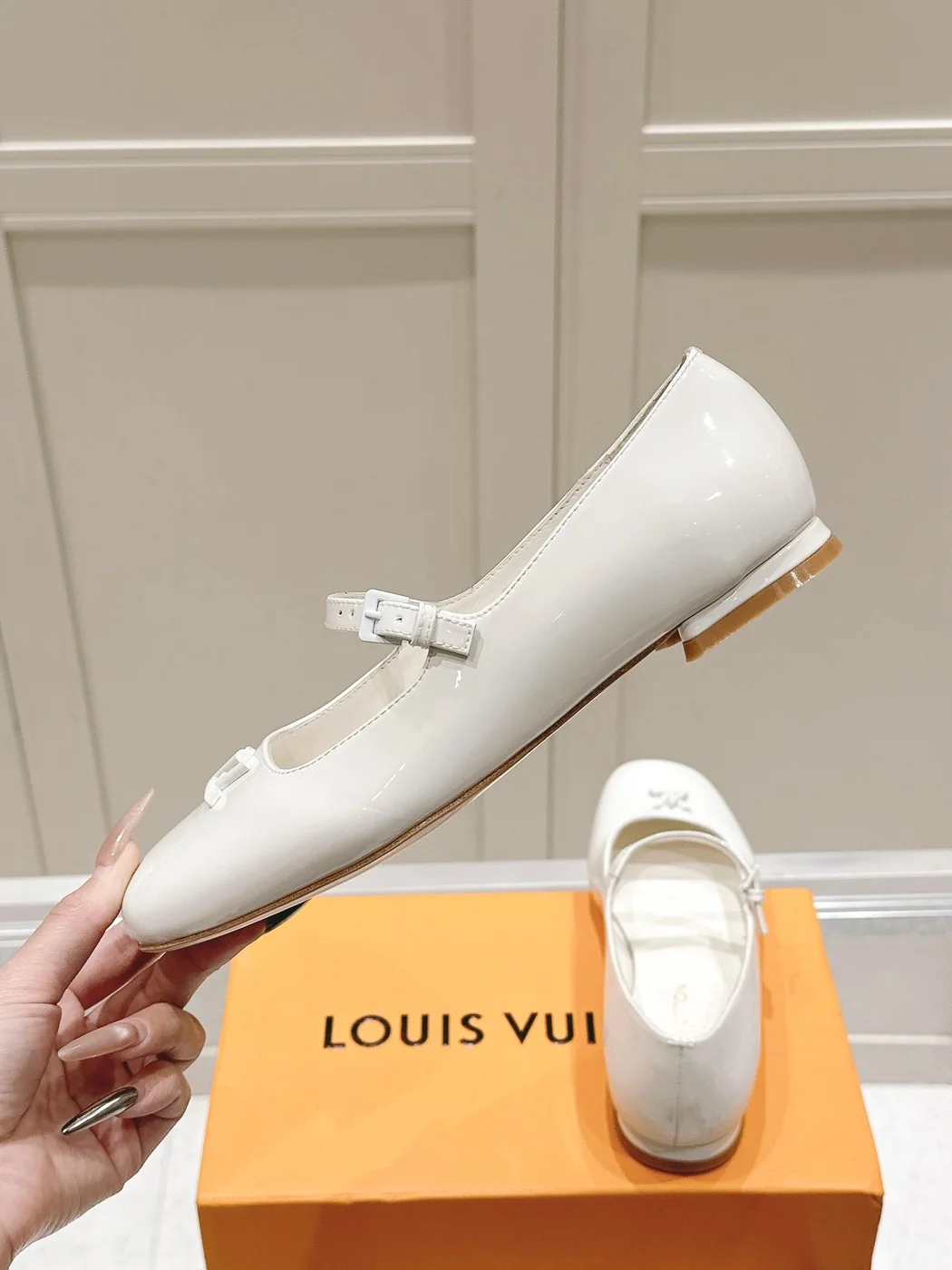 Louis Vuitton Women White Patent Leather Mary Jane Heels product view 6