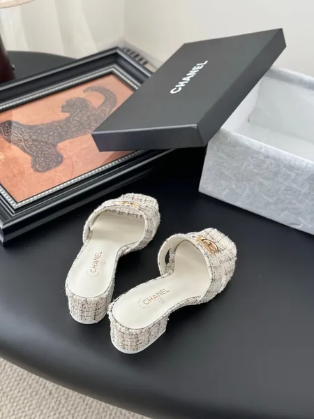 Chanel Women Cream Tweed Slides product view 5
