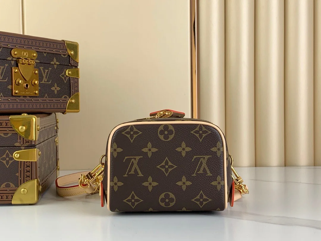 Louis Vuitton Monogram Pattern Premium Handbag 14x13x11cm product view 2