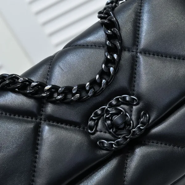 Chanel 19 Flap Bag 26 cm All Black product view 4