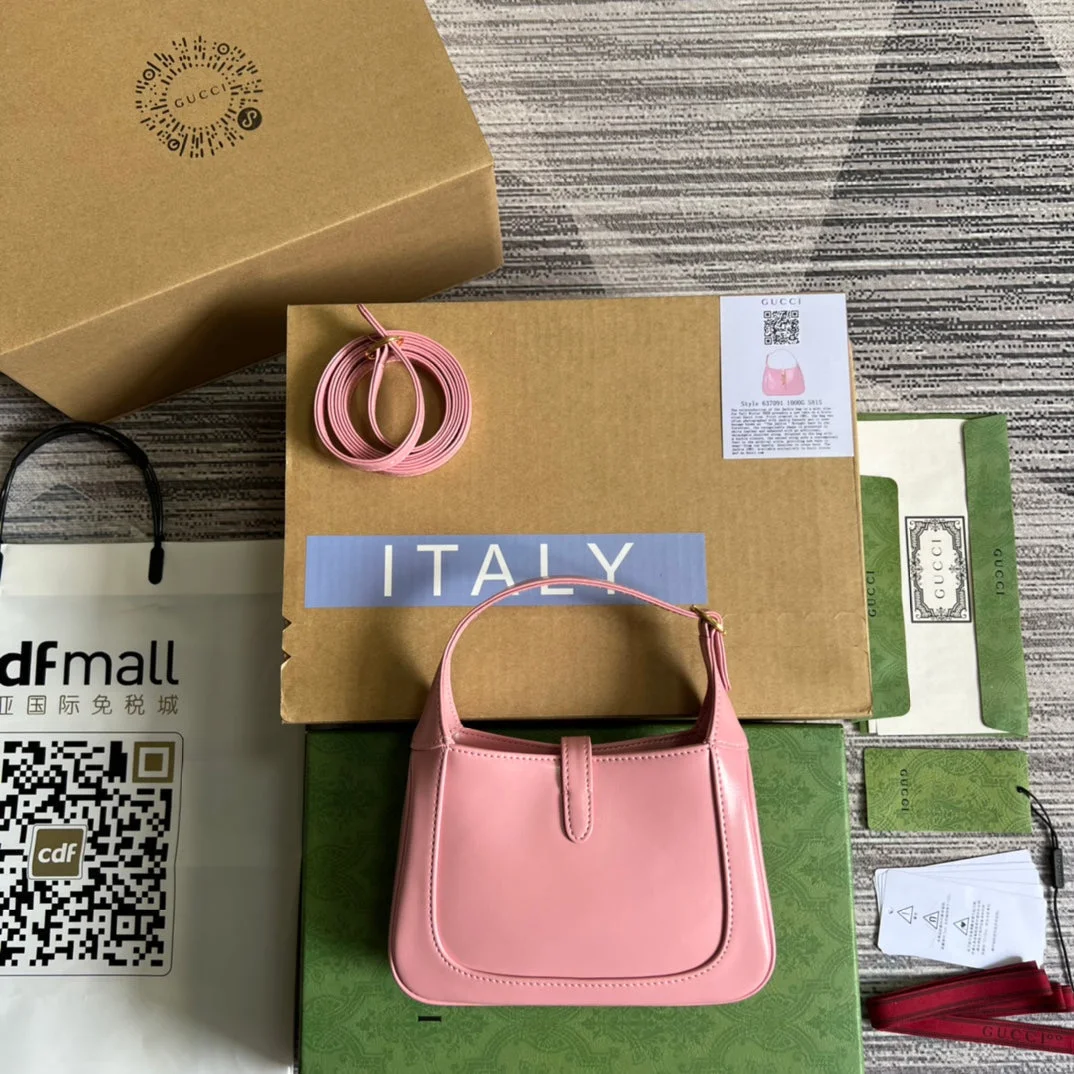 Gucci Jackie Mini 19 Shoulder Bag In Pink Patel Calfskin product view 3