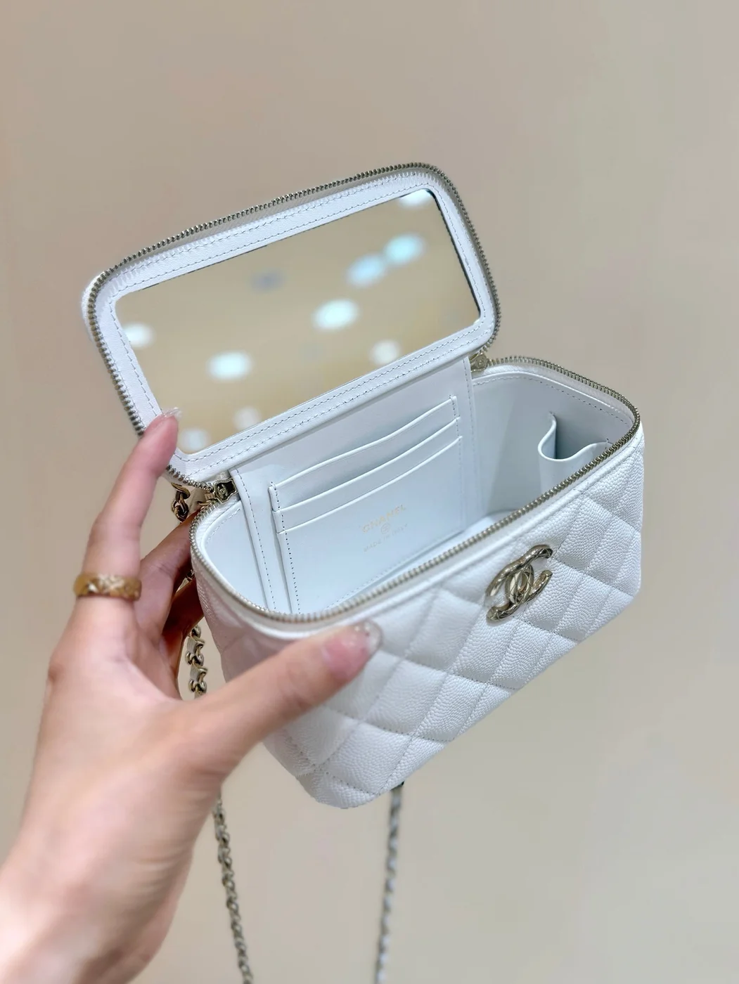 Chanel Vanity Case Small White Gold Hardware Bag product view 4
