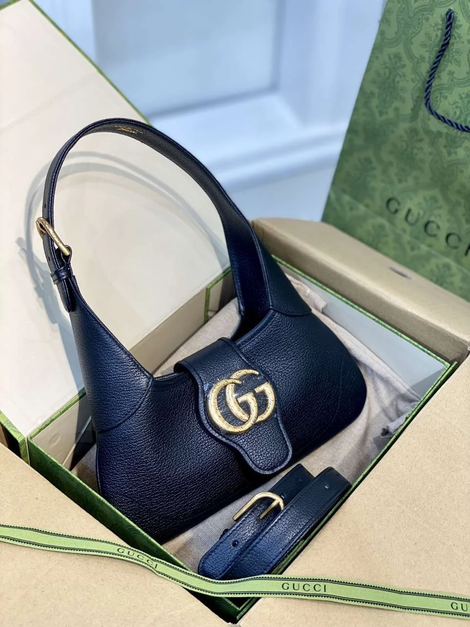 Gucci Women’s Handbag Black 28 cm product view 2