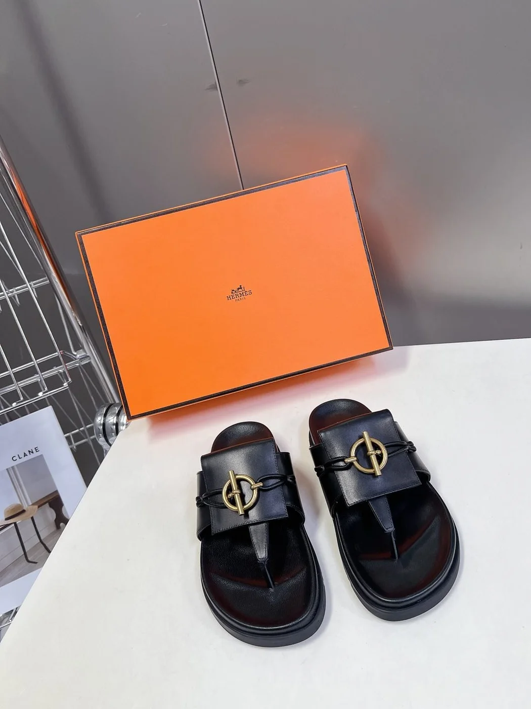 Hermès Women Black Leather Sandals product view 1