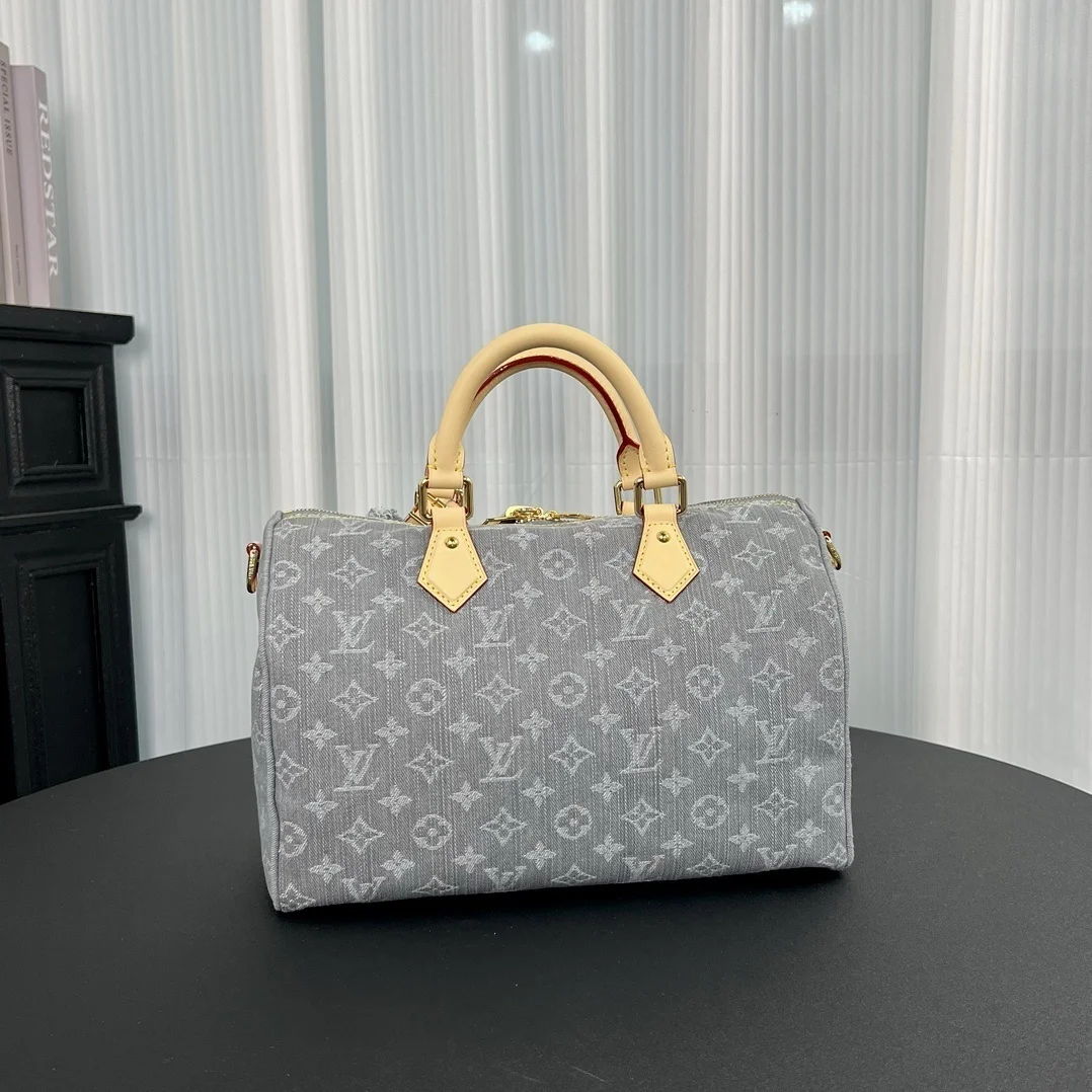 Louis Vuitton Speedy Soft 30 bag in Monogram Denim canva product view 4