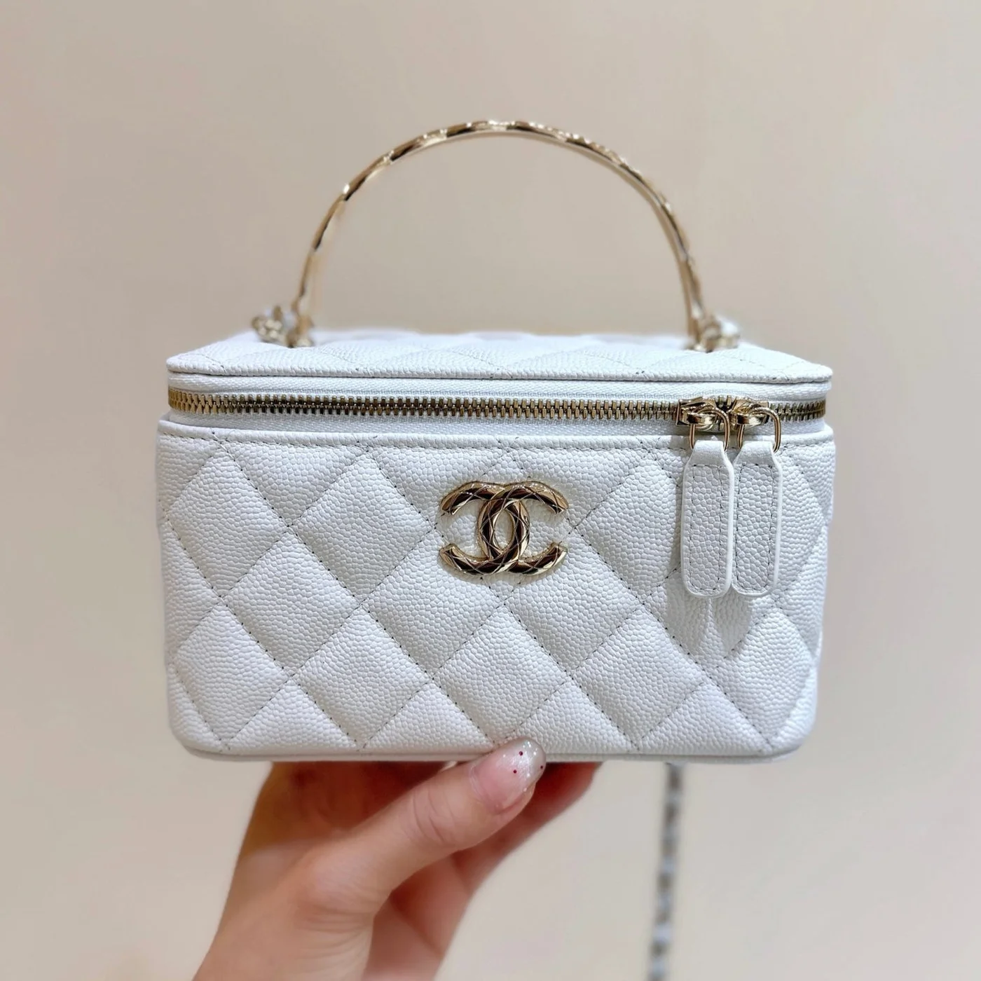 Chanel Vanity Case Small White Gold Hardware Bag product view 1