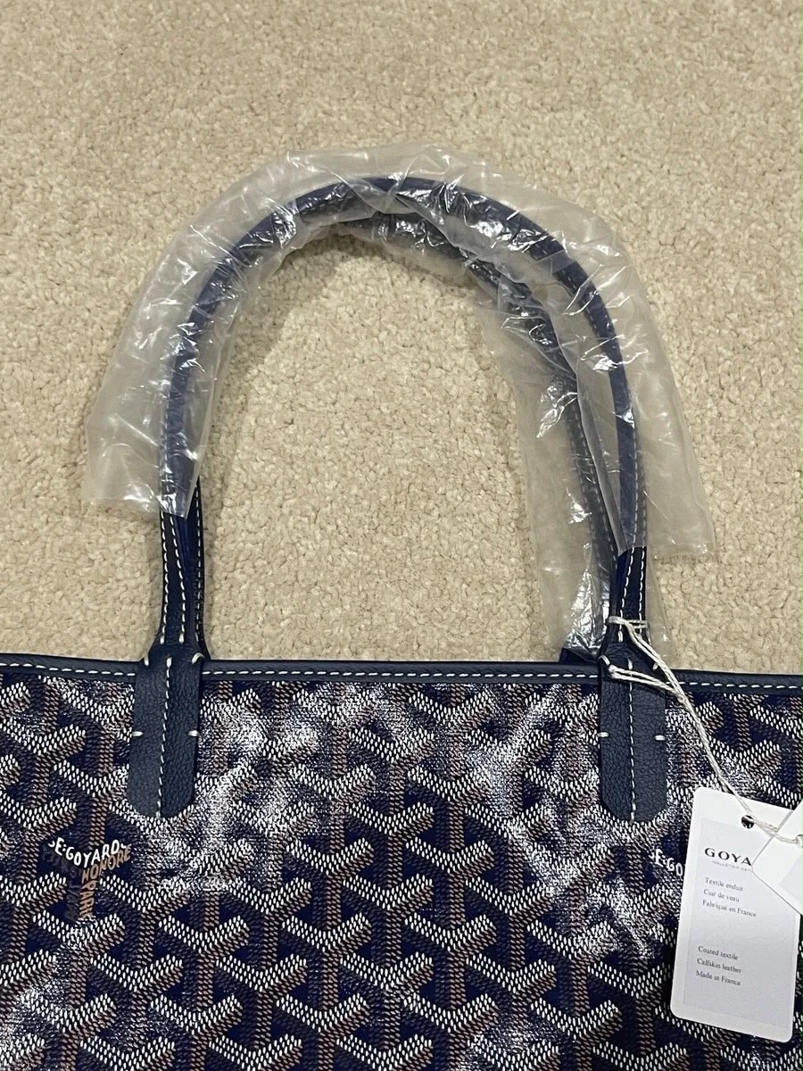Goyard St Louis PM Navy Blue Bag product view 3