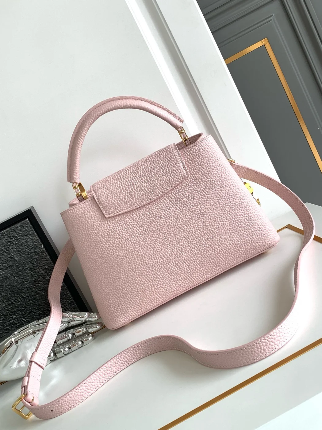 Louis Vuitton Capucines BB Pink Handbags Lock Gold 27x18x9cm product view 8