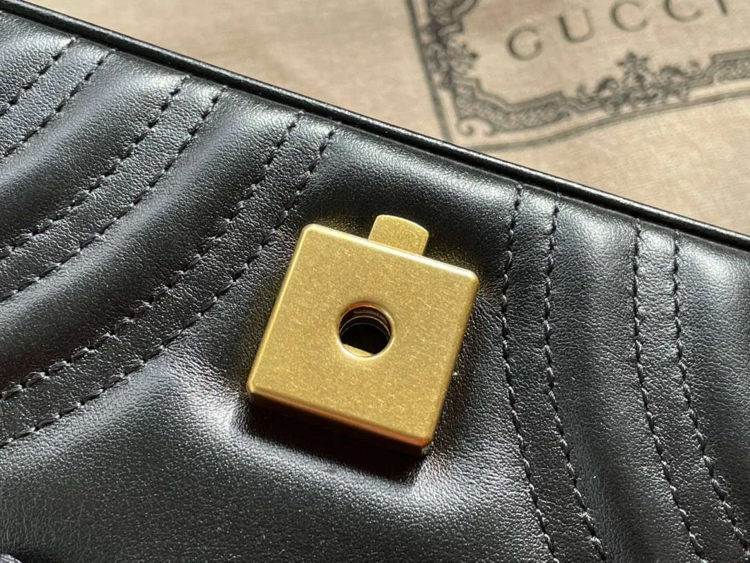 Gucci Marmont Women’s Black Handbag 22 cm product view 6