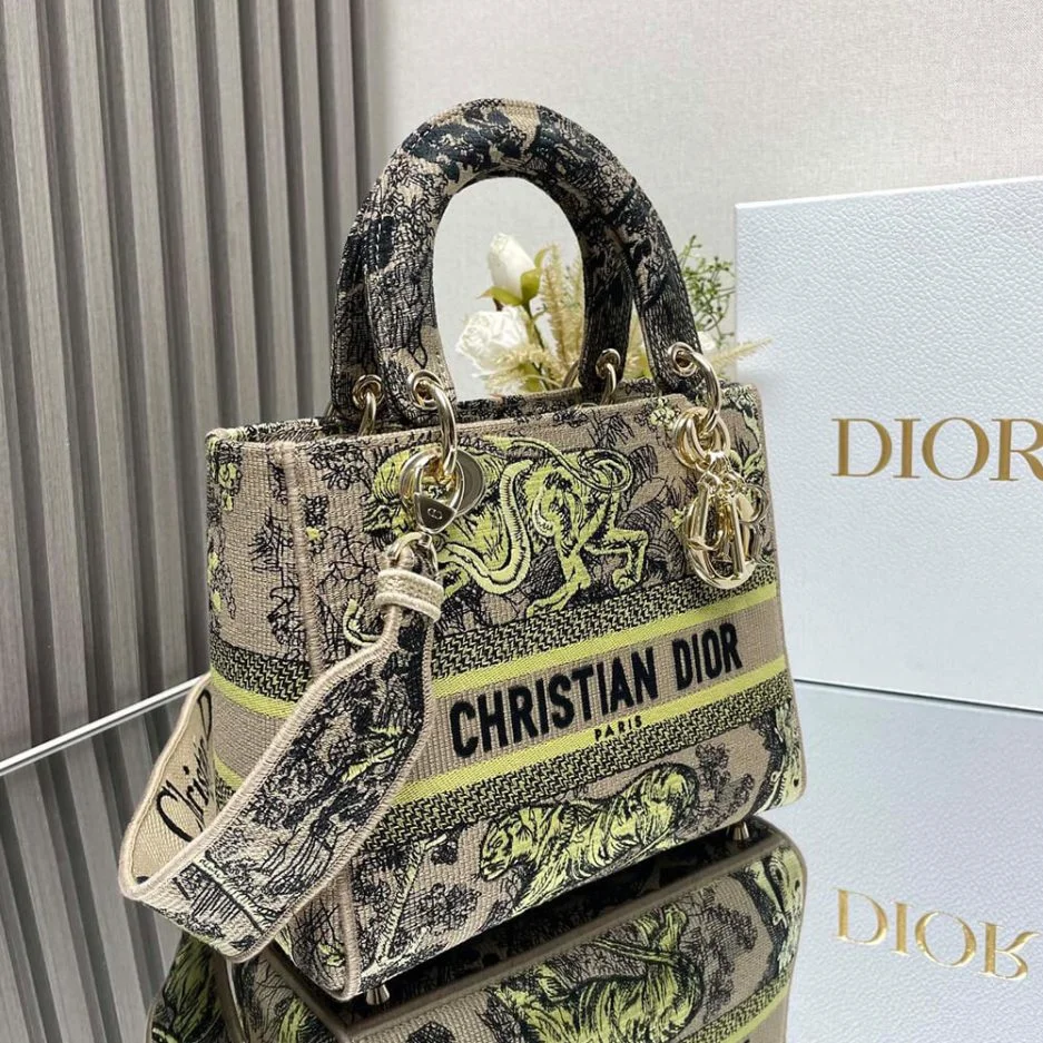 Dior Medium Dioriviera Lady D-Lite Bag product view 2
