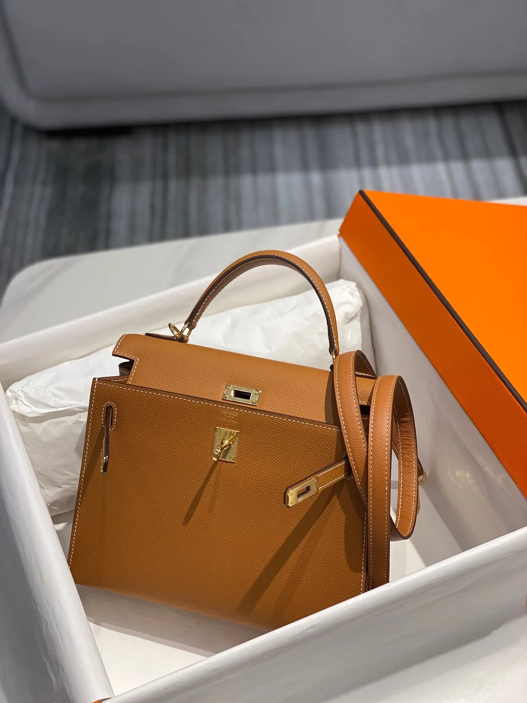 Hermès 25 cm In Gold Epsom Gold Hardware Bag product view 3