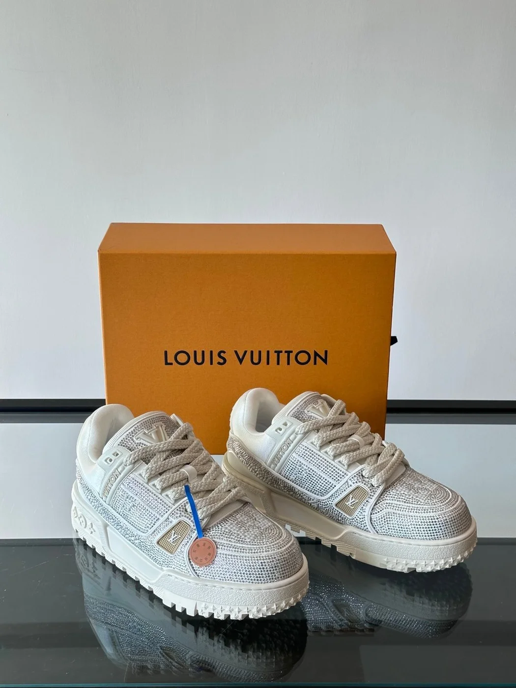 Louis Vuitton Men White Mesh And Leather Sneakers product view 4