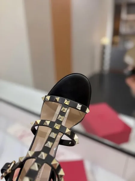 Valentino Rockstud block heel black product view 5