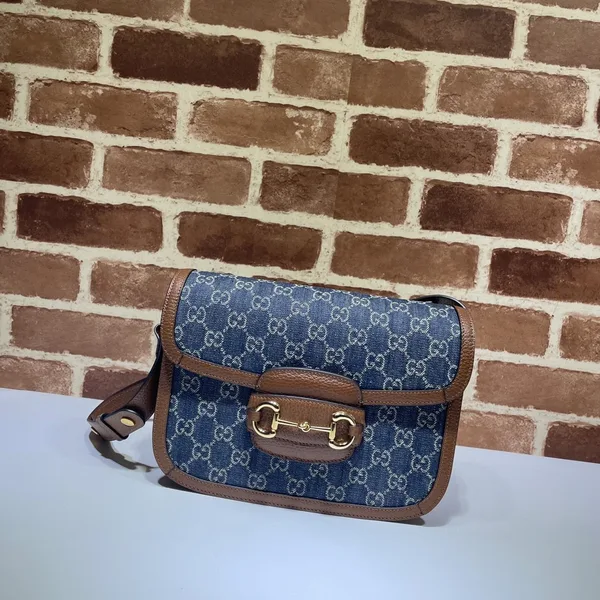 Gucci Small Horsebit Shoulder Bag (All Color in Stock) product view 3