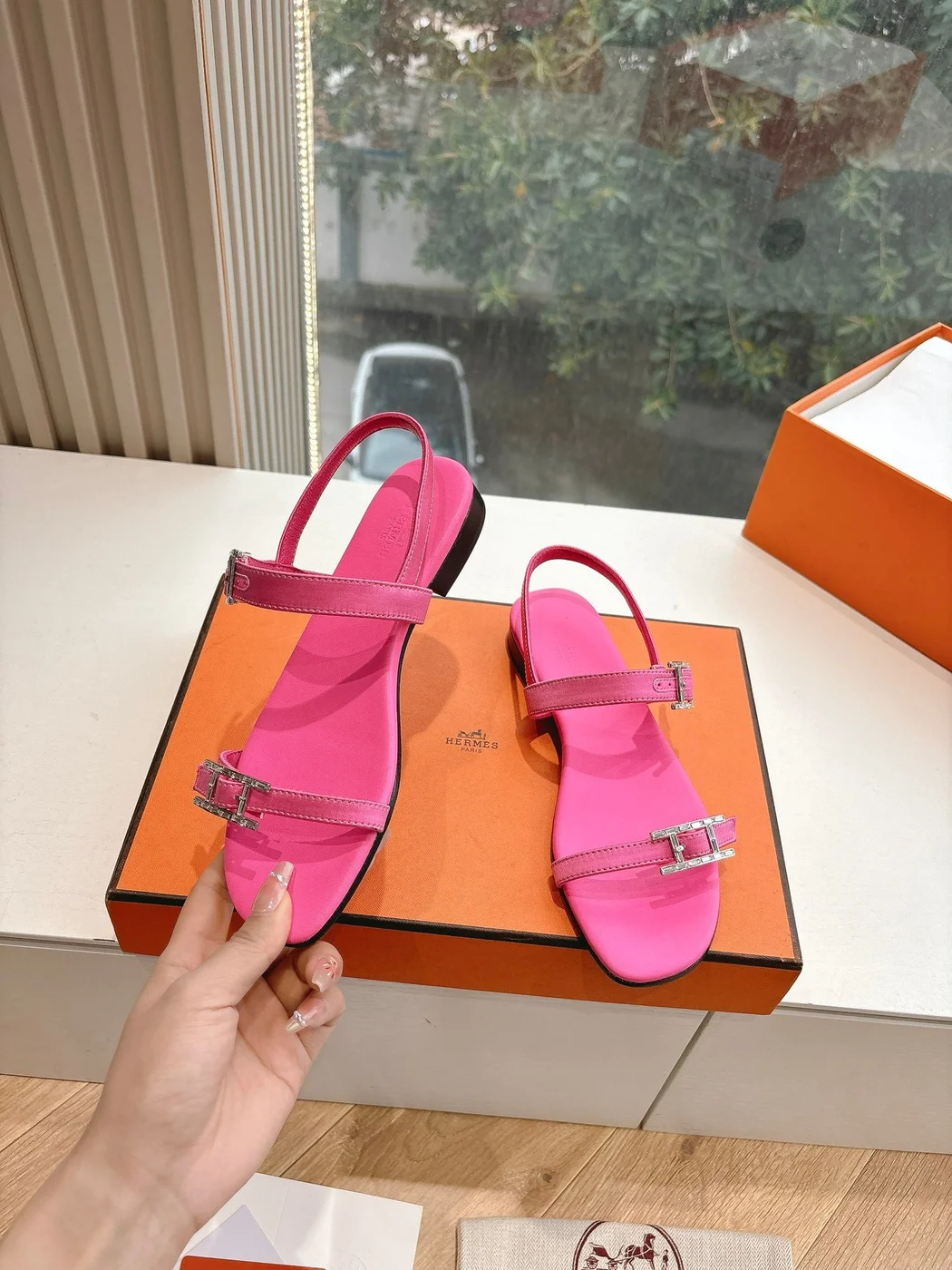 Hermès Women Pink Leather Sandals product view 6