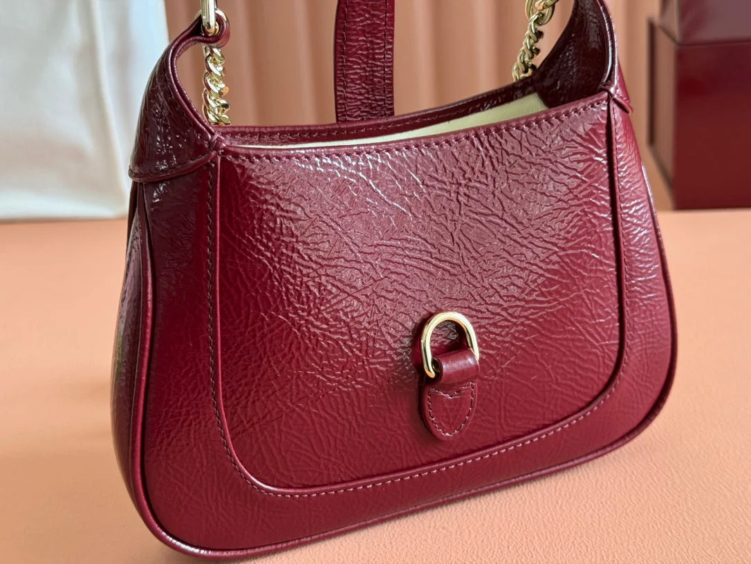 Gucci Jackie Notte Mini Bag 19 In Red Wine Cracked Lacquer Calfskin Gold Hardware product view 3