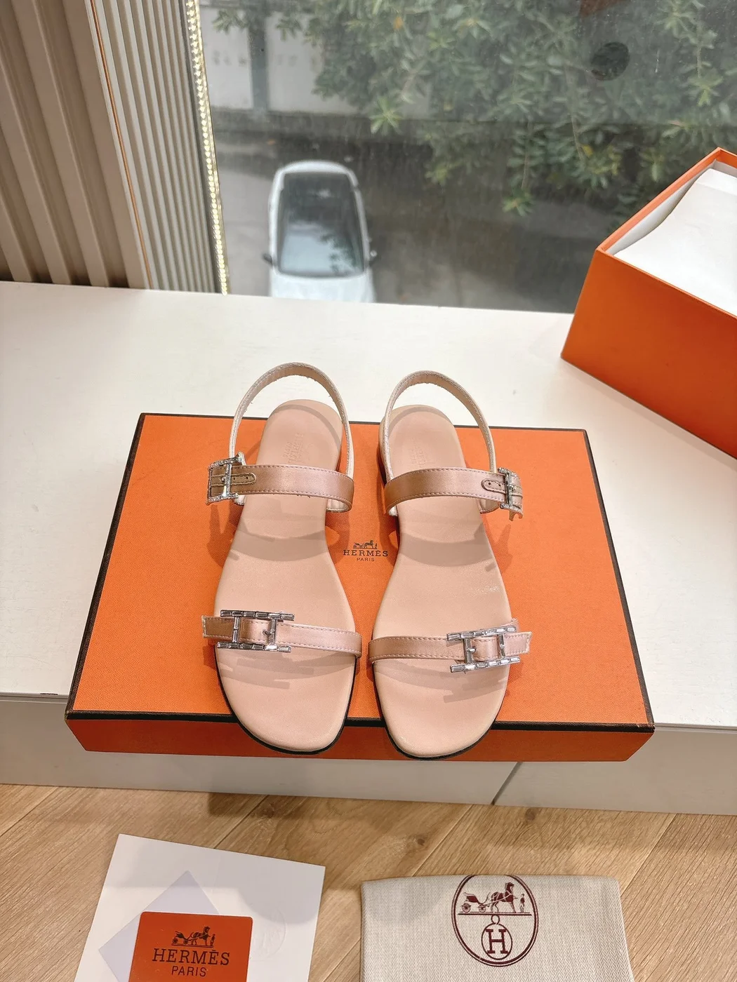 Hermès Women Beige Leather Strappy Sandals product view 5
