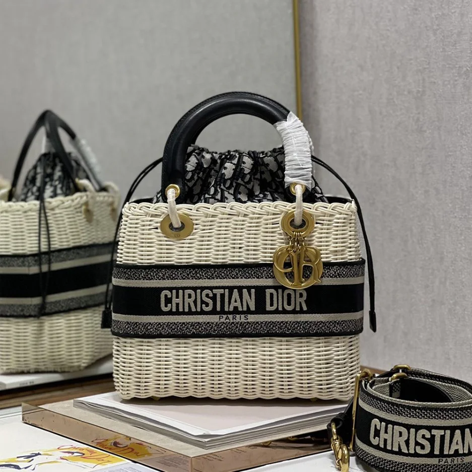 Dior Lady  Wicker Bag product view 1