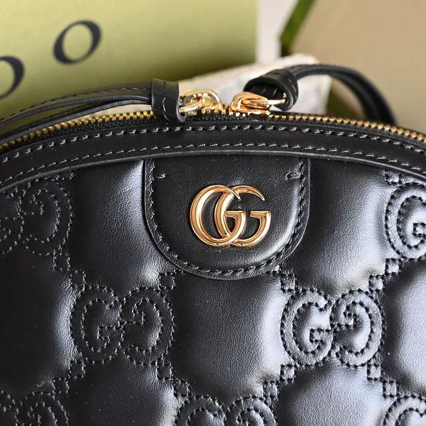 Gucci Matelasse Bag with Embossed Gc Pattern 21 cm product view 7