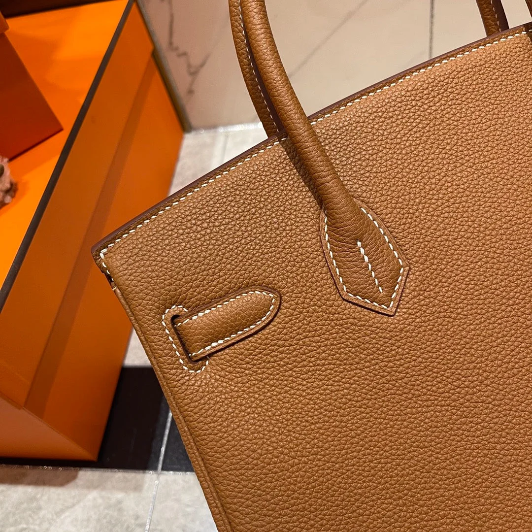 Hermès Birkin 30 cm Gold Togo Leather Gold Hardware Bag product view 5