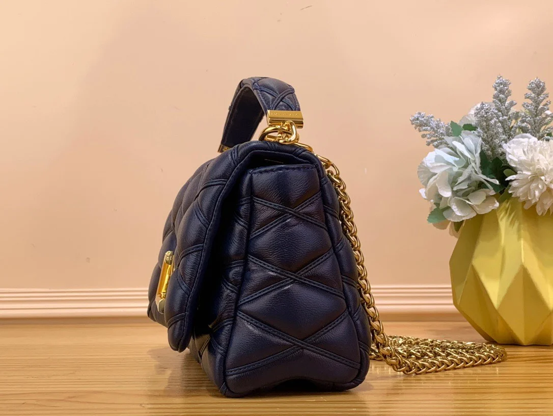 Louis Vuitton Go-14 Handbags Dark Blue 23 cm product view 3