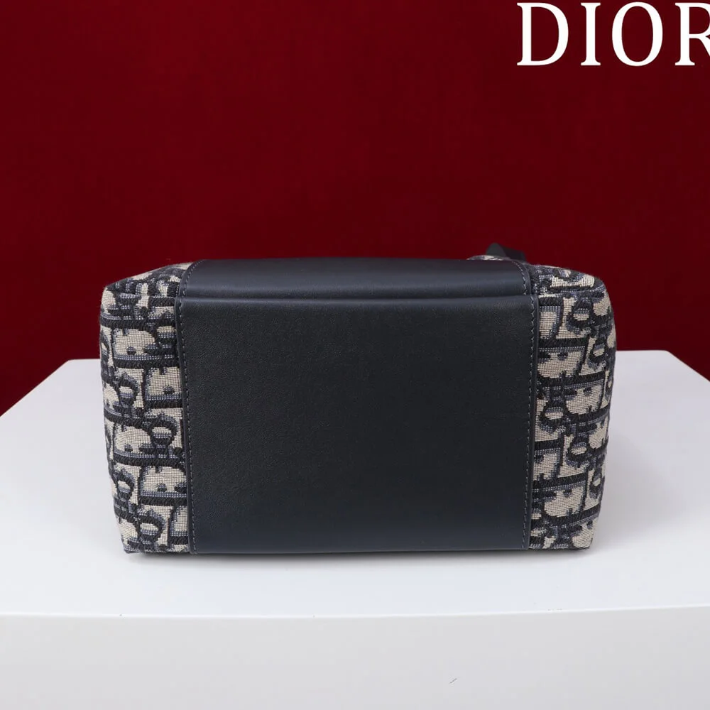 Dior Medium Signature Bucket Bag product view 4