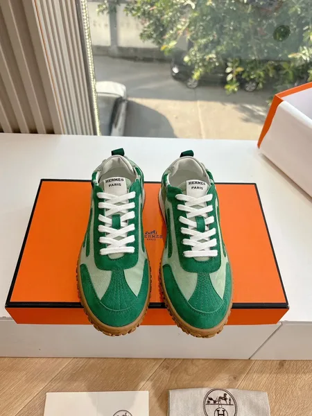 Hermès Women Green Suede Canvas Sneakers product view 1