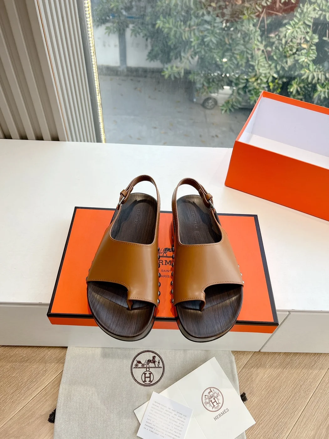 Hermès Women Brown Leather Slingback Sandals product view 5