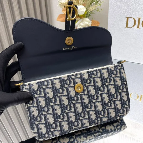Dior Medium Saddle Pouch with Chain product view 5