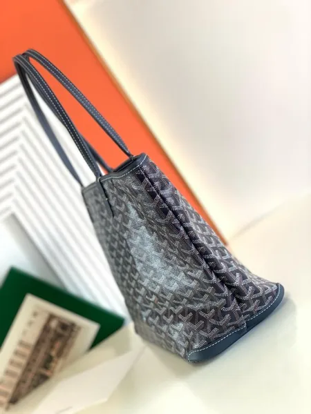 Goyard Navy Blue Goyardine Coated Canvas and Leather Saint Louis PM Tote product view 2