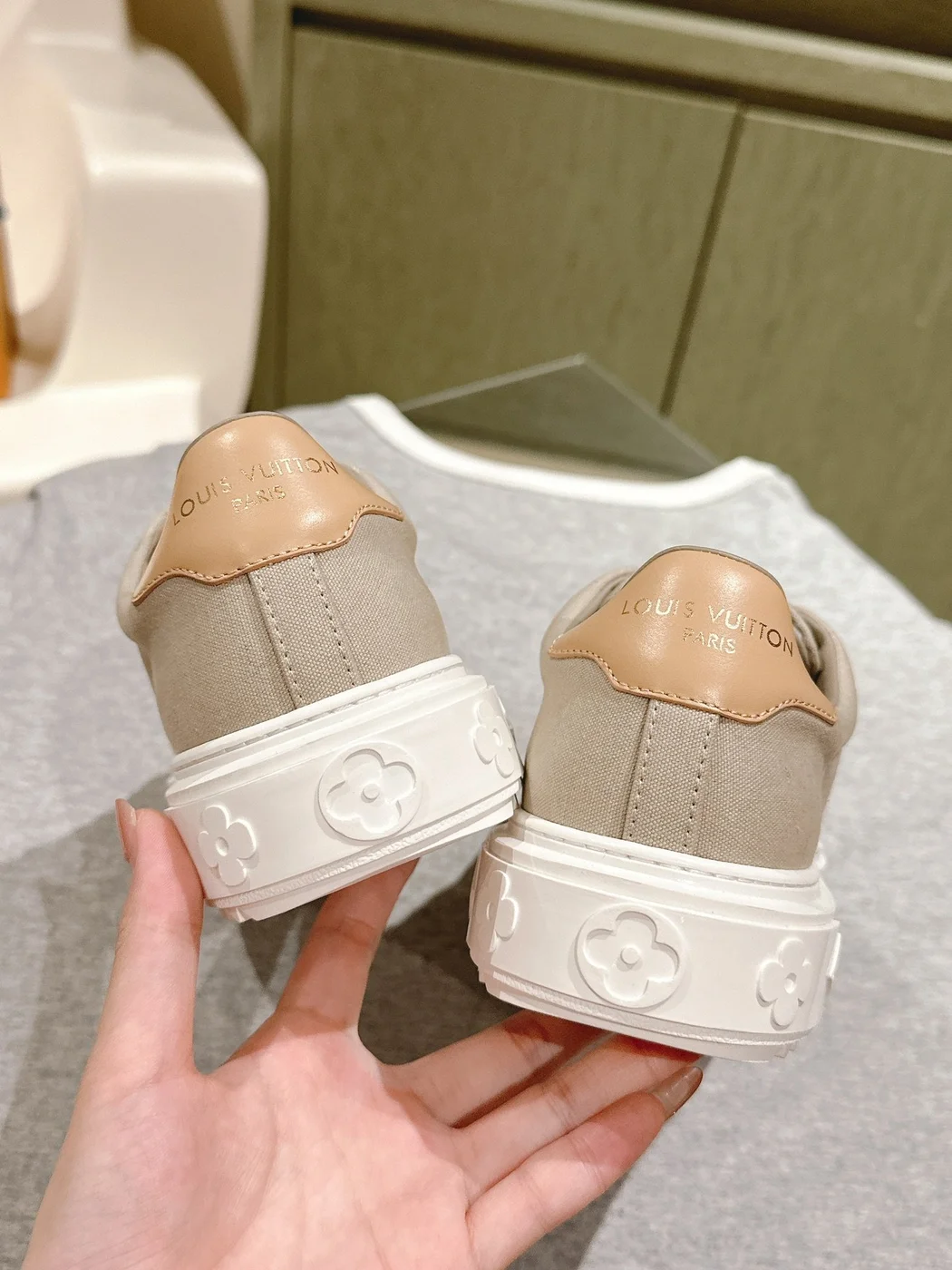 Louis Vuitton Women Beige Canvas Sneakers product view 6